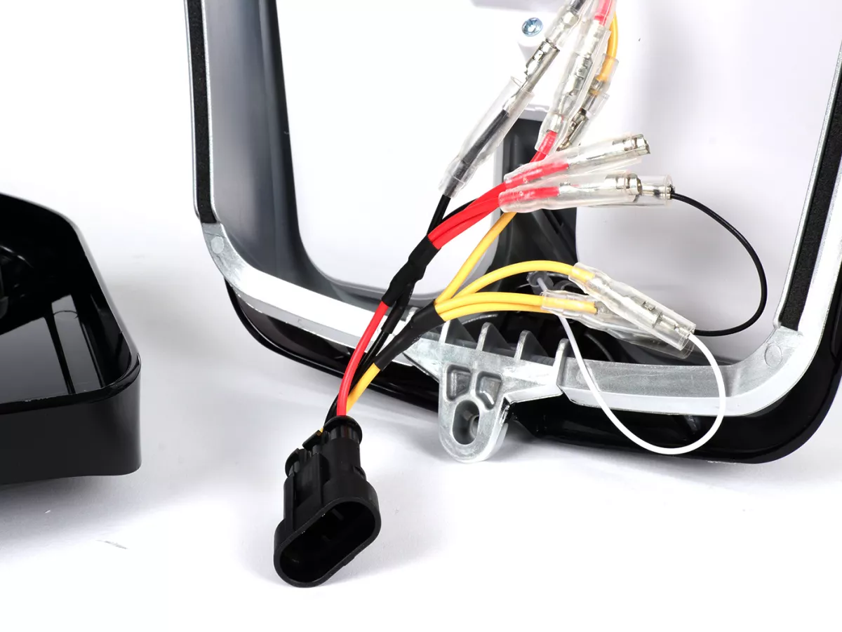 Fanale posteriore oscurato, cornice nera lucida -POWER 1- Vespa GTS 125-300 , GTS Super 125-300 (2018-)