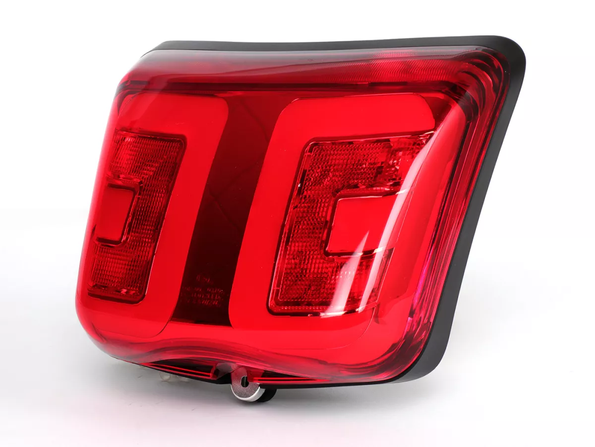 Fanale posteriore, cornice nera opaca -POWER 1- Vespa GTS 125-300 , GTS Super 125-300 (2018-)