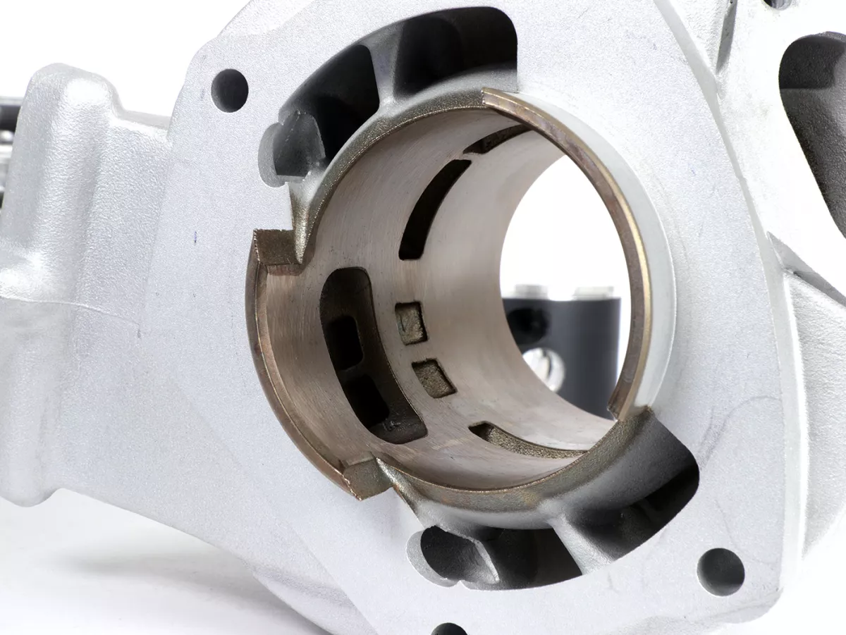 Cilindro -QUATTRINI M200S, para cárter motor C200- Vespa V50, PV125, ET3, PK50, PK80, PK125