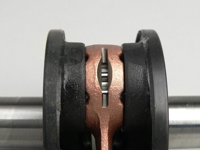 Poros engkol -CM Standar - Minarelli 50 ccm vertikal (untuk pin piston 10mm) - BOOSTER, BUMP50, BWS50, SLIDER50, SPY, SR50 (-1994), STUNT, ZUMA50, AMICO