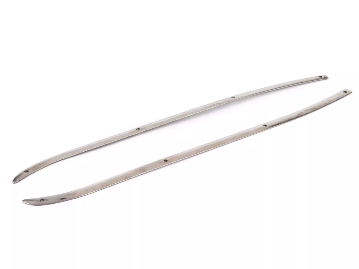Pemasangan alas lantai step-through -RMS- Vespa Rally180 (VSD1T), Rally200 (VSE1T), Sprint150 (VLB1T), TS125 (VNL3T), GT125 (VNL2T), GTR125 (VNL2T), SS180 (VSC1T), GS160/GS4 (VSB1T), Super, VNA, VNB, VBA, VBB
