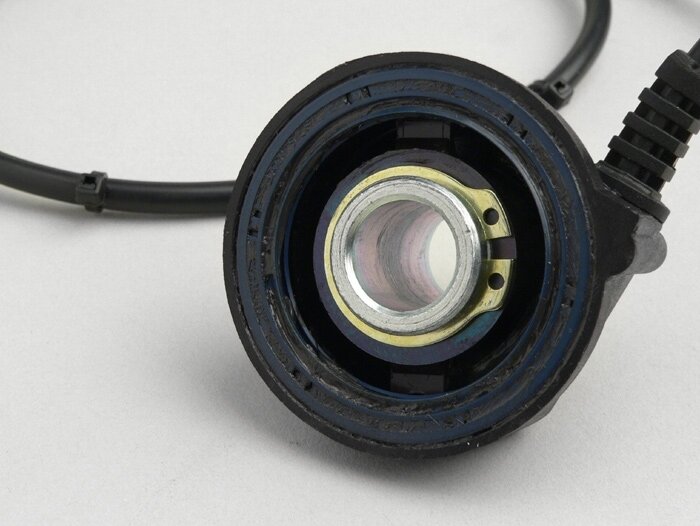 Speedo drive -PIAGGIO- Gilera DNA 50-180 (digital speedo), Nexus 500, Runner 50 RST (ZAPC46), Runner 125 VX (ZAPM46), Piaggio Beverly 125-200, NRG Power, X9 125-500, X9 Evo 125-500
