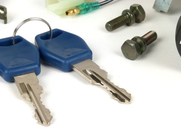 Lock set -MBK/YAMAHA- Yamaha Majesty 125-150 (till 2000), MBK Skyliner 125-150 (till 2000)