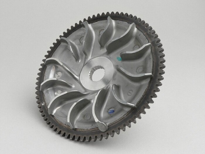 Front half-pulley -PIAGGIO- Piaggio 125-150 cc 2-stroke (76 teeth) (type SKR)