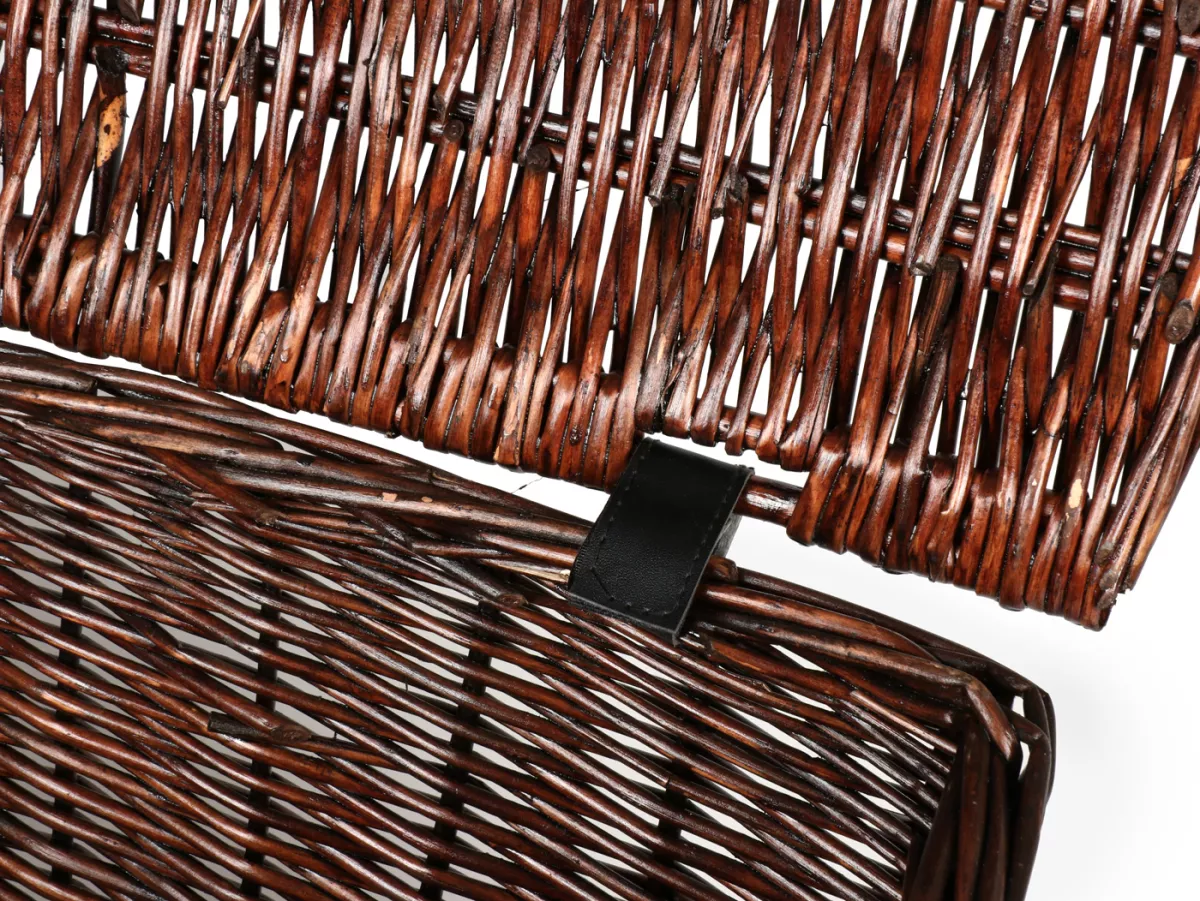 Mand - rieten mand met deksel incl. bevestigingsset -OEM KWALITEIT 47x31x25cm- fiets, scooter, step, Vespa, bromfiets - kleur: bruin