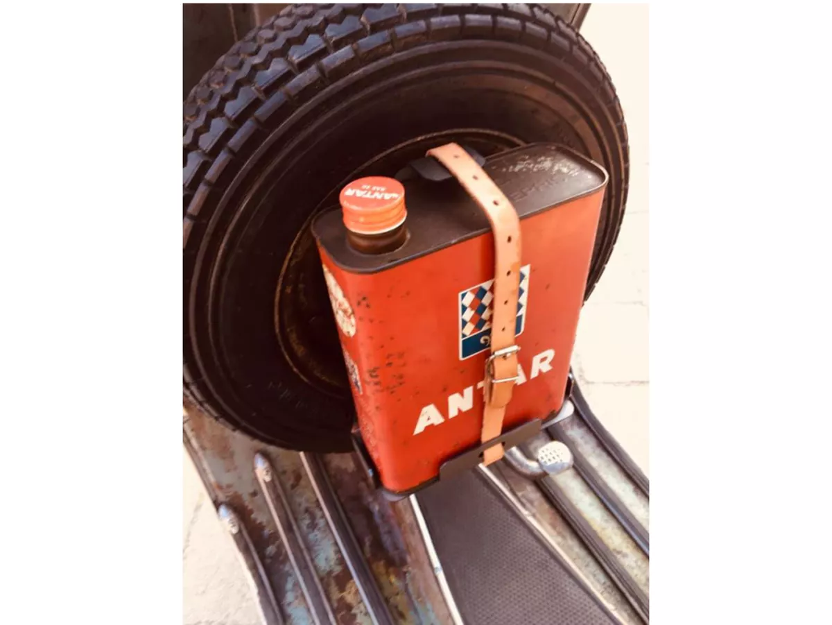Oil can holder for 8 inch spare wheel in leg shield -RUSTY FARTS V6- Vespa Wideframe VL3T, VB1T, Largeframe VNA, VNB, VBA, VBB , Motovespa 125 S/N/L, 150 F/L - steel blank/unpainted
