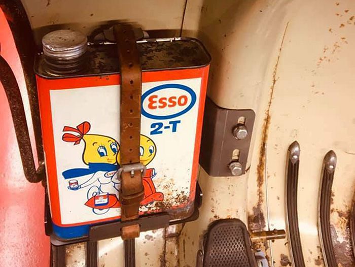 Paragambe porta-lattine olio -VESPA V7- Vespa Wideframe VL3, VB1, GS150 (VS2-4) - acciaio grezzo/non verniciato