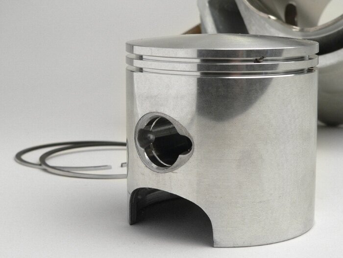 Cylinder -PIAGGIO 180 cc modified for 125cc engine casing- Piaggio LC 2-stroke Maxi - used for Gilera Runner 125 FX - Italjet Dragster 125 - Piaggio Hexagon 125 LX