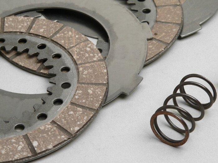Kit disques d’embrayage garnis -SURFLEX- Vespa GS150 / GS3 VS2T, VS3T, VS4T, VS5T (-0063167) (ressorts et disques lisses incl.)