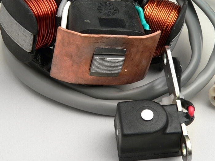 Ignition -OEM QUALITY stator- Piaggio 50 cc (-1999) (pre Hi-Per2)