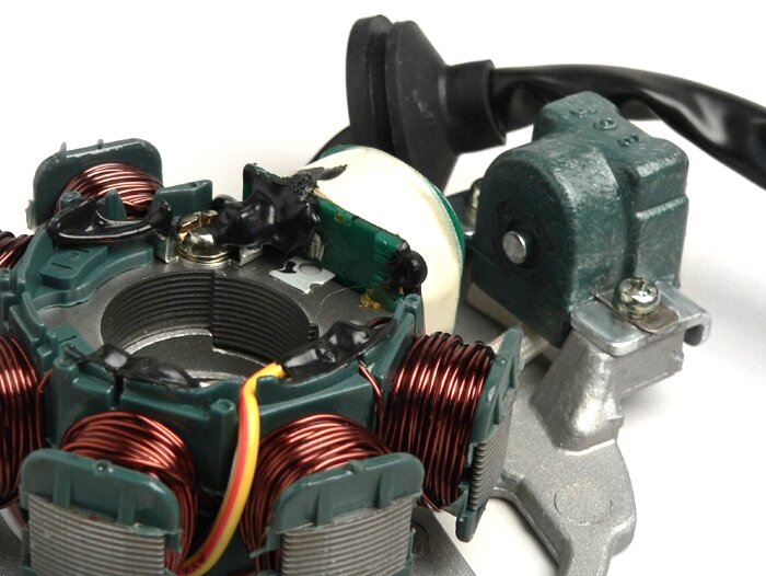 Pengapian -BGM ASLI- Minarelli 50 ccm (Yamaha) horisontal - kabel 40cm