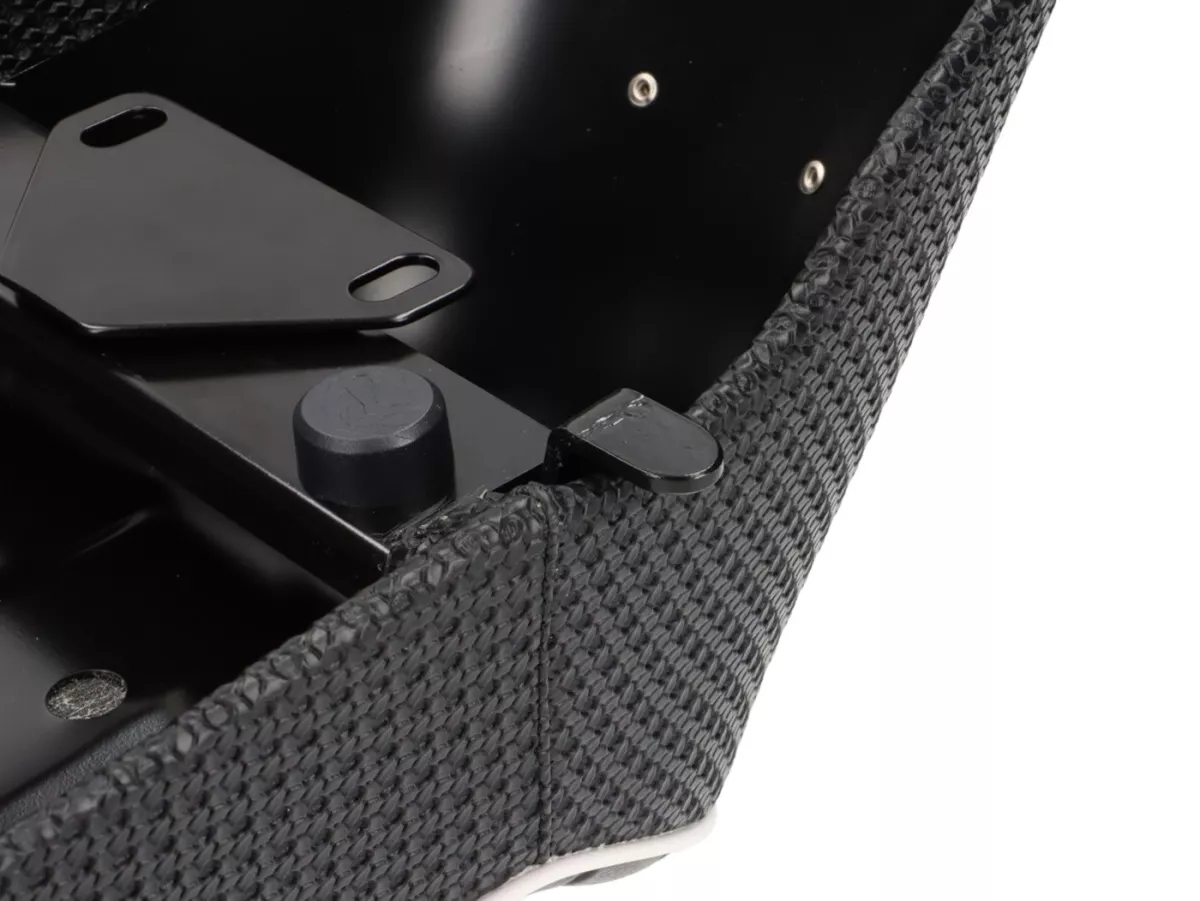 Banco de asiento -SC ANCELLOTTI V2- Vespa Sprint150 (VLB1T), TS125 (VNL3T), GT125 (VNL2T), GTR125 (VNL2T), GL150 (VLA1T), Super, VNA, VNB, VBA, VBB - también adecuado con el tipo de depósito plano en Rally 180/200, GS160, SS180 - Negro