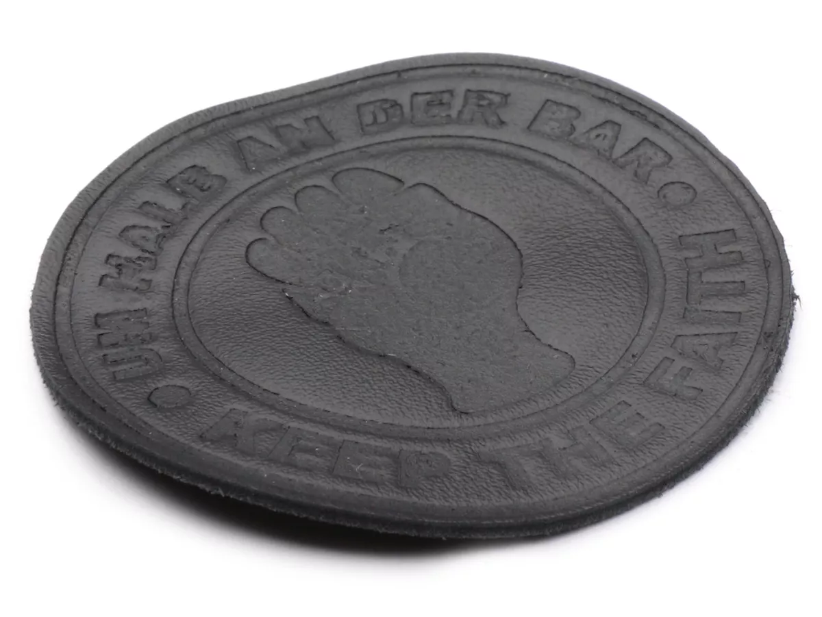 Patch - Patch -Um Halb an der Bar- Zwart - Ø=6cm