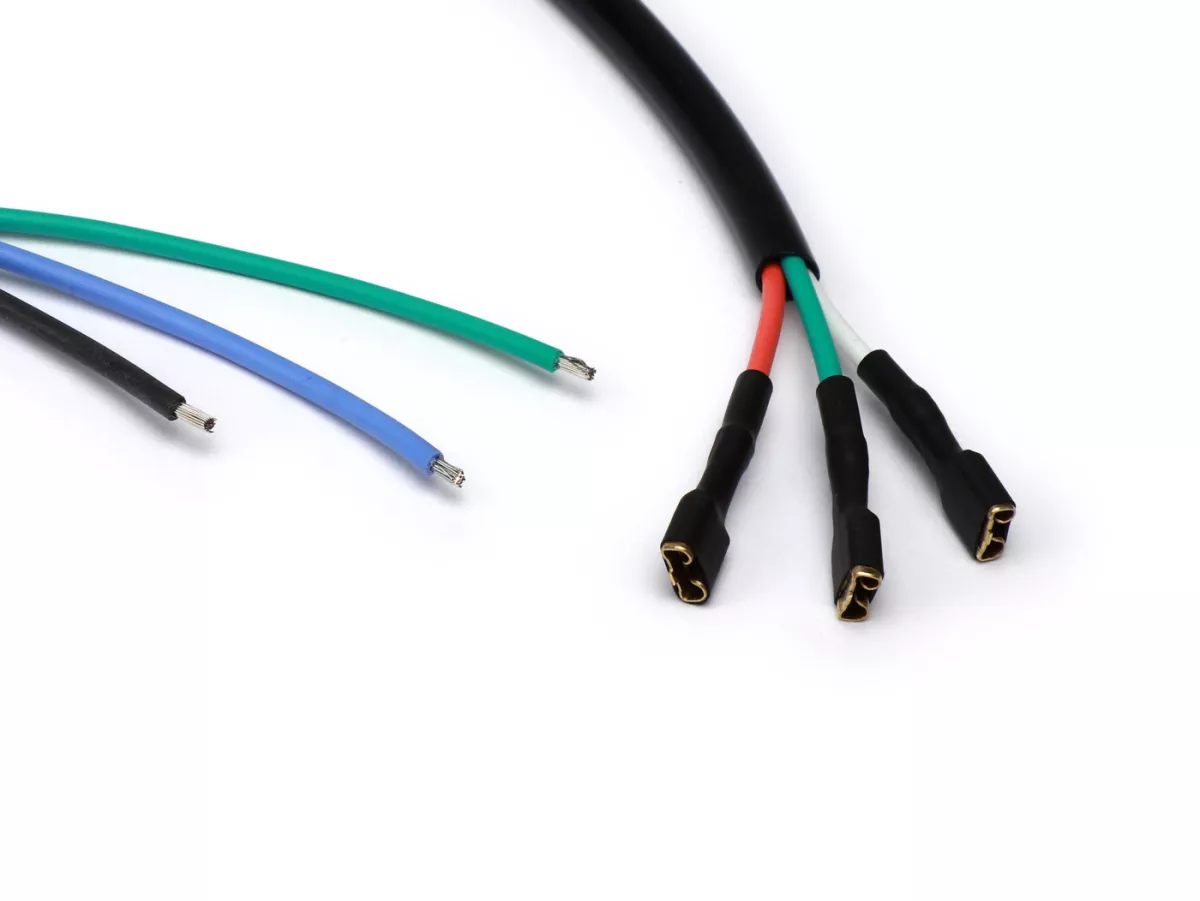 Pelat dasar pengapian cabang kabel -VESPARATUR- Vespa PK - 12V 6 kabel - kabel yang diperpanjang untuk mesin V50 - dengan lubang tali