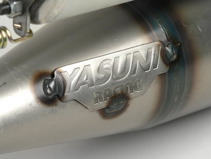 Uitlaat -YASUNI R- Peugeot 50 ccm (verticaal) - SPEEDFIGHT1 AC/LC, SPEEDFIGHT2 AC/LC, METALX50, XFIGHT50, TREKKER50, TKR50, VIVACITY50, ELYSEO50, ELYSTAR50, LOOXOR50, SQUAB50 - Aluminium