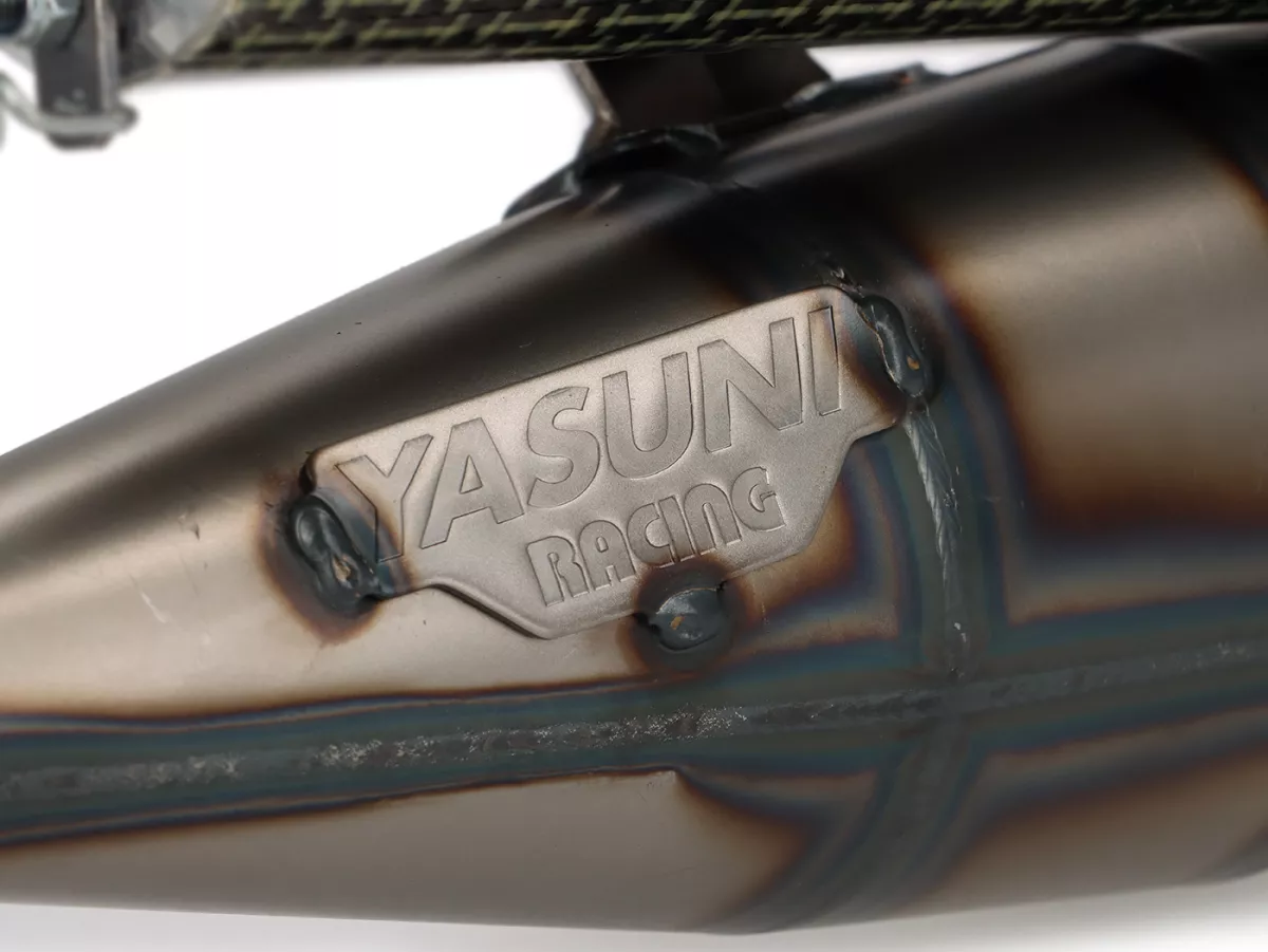 Uitlaat -YASUNI R- Peugeot 50 ccm (horizontaal), Derbi 50 ccm - Koolstof