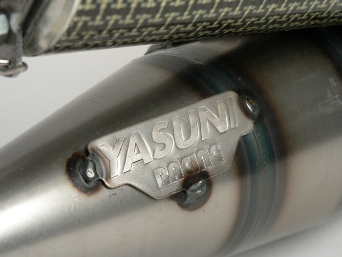 Uitlaat -YASUNI Carrera 16- Piaggio 50 ccm 2-takt