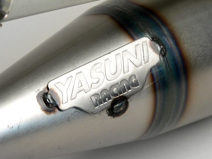 Escape -YASUNI R- Minarelli 50 ccm (horizontal) - Aluminio