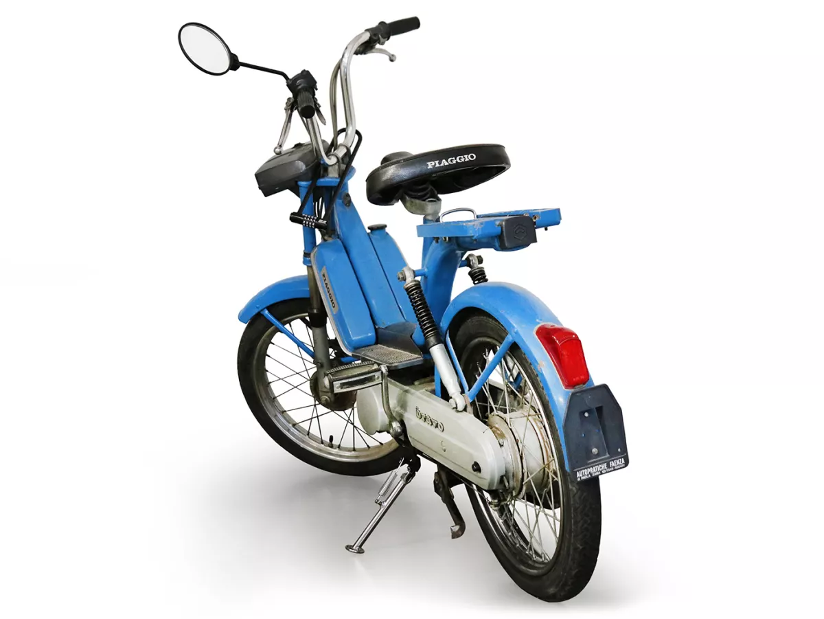 Side stand -OEM QUALITY- Piaggio Bravo - chrome