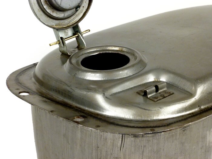 Réservoir -PREMIUM, métal huilé- Vespa Rally180 (VSD1T), Rally200 (VSE1T), SS180 (VSC1T), GS160 / GS4 (VSB1T) - avec bouchon