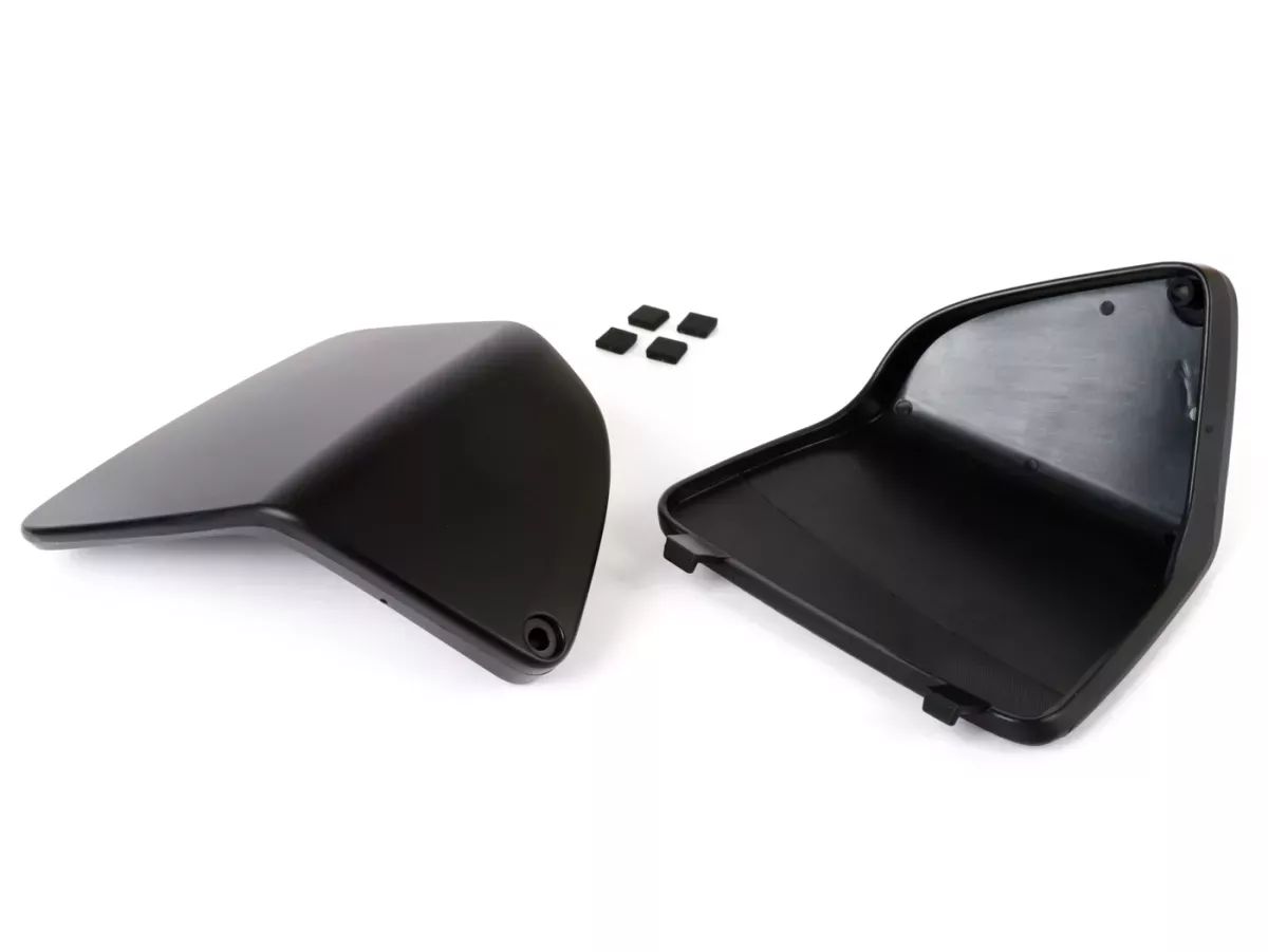 Kit de trappe d'entretien pour panneau intérieur de jambe -MOTO NOSTRA- Vespa GT, GTL, GTV, GTS 125-300 (2003-), HPE, Supertech, Supersport, Touring - (Couverture pour tubulure de refroidissement / fusibles) -