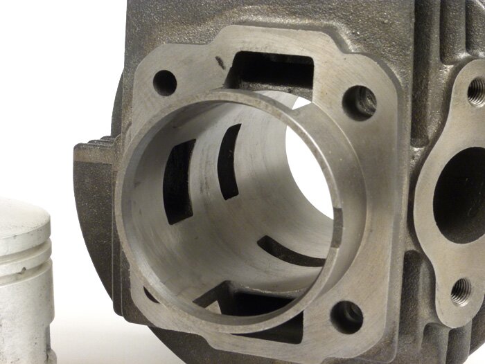 Cylinder -OEM KVALITET 125 ccm 3 kanaler- Vespa PV125, ET3 125, PK125 S, PK125 XL2, PK125 ETS