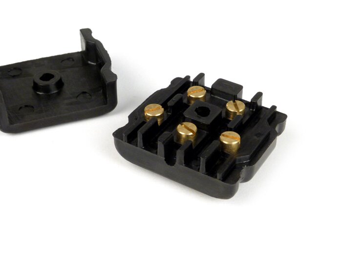 Scatola cavi motore -IMPORT- Vespa GS160 / GS4 (VSB1T), SS180 (VSC1T) - viti incluse
