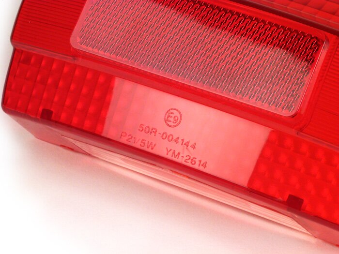 Achterlichtglas -MOTO NOSTRA- Vespa PX oud (-1984) met E-markering - rood