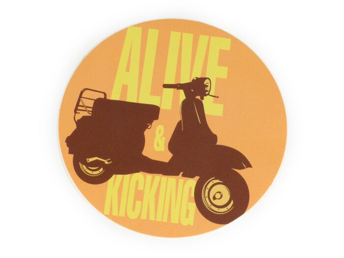 Sticker -Ø 95mm- „ Alive and Kicking”