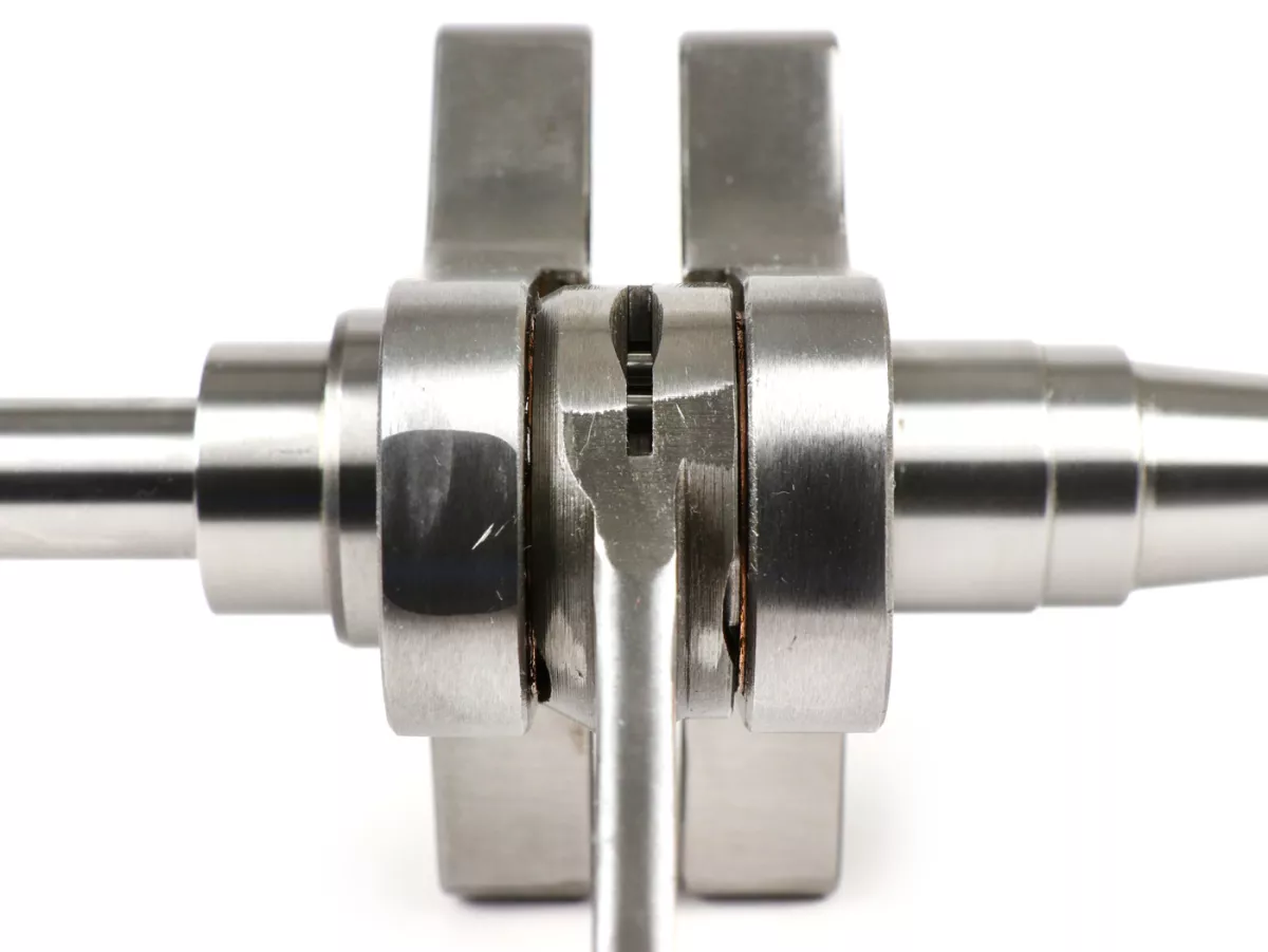 Poros engkol -Poros berbentuk lonceng MAZZUCCHELLI (untuk pemasukan diafragma) - langkah 60mm, batang penghubung 110mm, Ø16mm, termasuk bantalan konversi untuk pin piston Ø15mm dan spacer 5mm untuk dasar silinder - Vespa PX125-150
