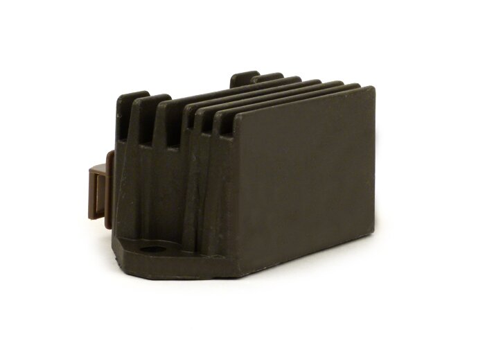 Voltage regulator -7-plug- Gilera Runner FX-FXR (ZAPM07, ZAPM08), Piaggio Hexagon (EXS1T, EXV1T), Hexagon LX-LXT (ZAPM05, ZAPM06), SKR (CSM1T, CVM1T), Skipper (ZAPM12, ZAPM13), TPH (ZAPM02)