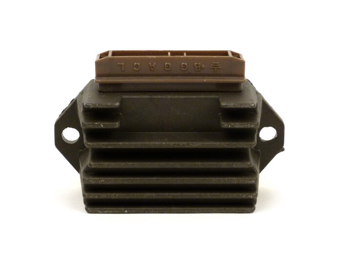 Voltage regulator -7-plug- Gilera Runner FX-FXR (ZAPM07, ZAPM08), Piaggio Hexagon (EXS1T, EXV1T), Hexagon LX-LXT (ZAPM05, ZAPM06), SKR (CSM1T, CVM1T), Skipper (ZAPM12, ZAPM13), TPH (ZAPM02)