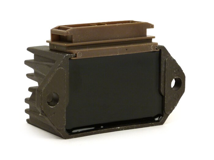 Voltage regulator -7-plug- Gilera Runner FX-FXR (ZAPM07, ZAPM08), Piaggio Hexagon (EXS1T, EXV1T), Hexagon LX-LXT (ZAPM05, ZAPM06), SKR (CSM1T, CVM1T), Skipper (ZAPM12, ZAPM13), TPH (ZAPM02)