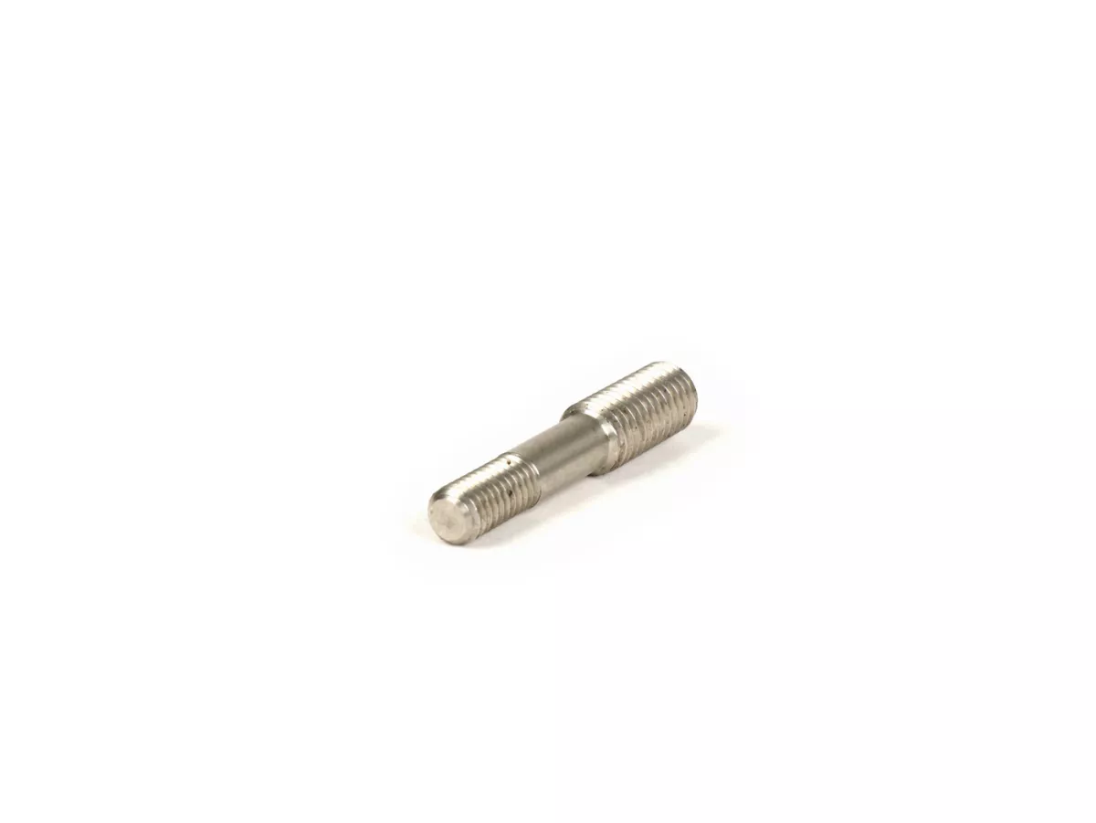 Tapbouten -MB DEVELOPMENTS M6/M8 x 42mm- (gebruikt voor Lambretta LI, LIS, SX, TV, DL, GP motorhuizen) - roestvrij staal