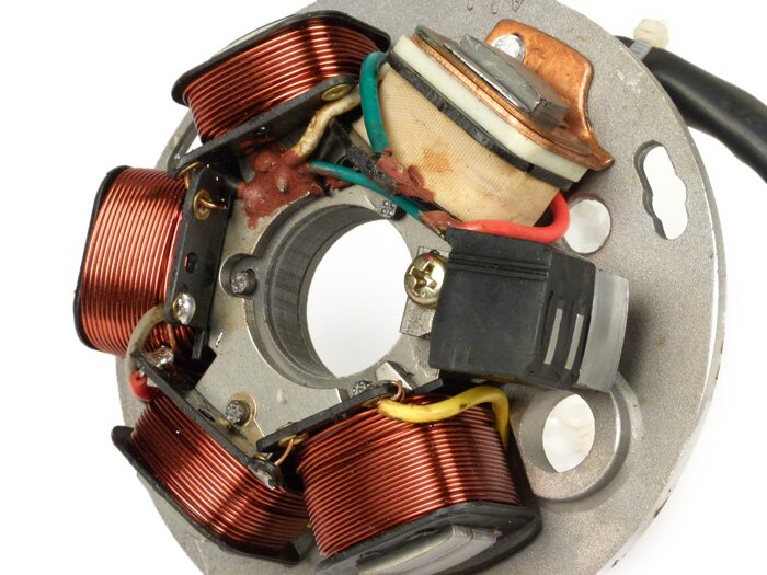 Allumage -CIF stator- Vespa PX Lusso Elestart (avec batterie 1984-1997) - 7 câbles - convient aussi à l'ancienne PX (1981-1983) si la fiche ronde est retirée