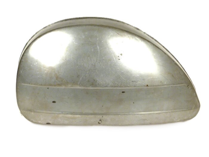 Aile gauche -QUALITÉ OEM- Vespa PX80, PX125, PX150, PX200, T5 125cc (modèles sans clignotants) -fixation externe