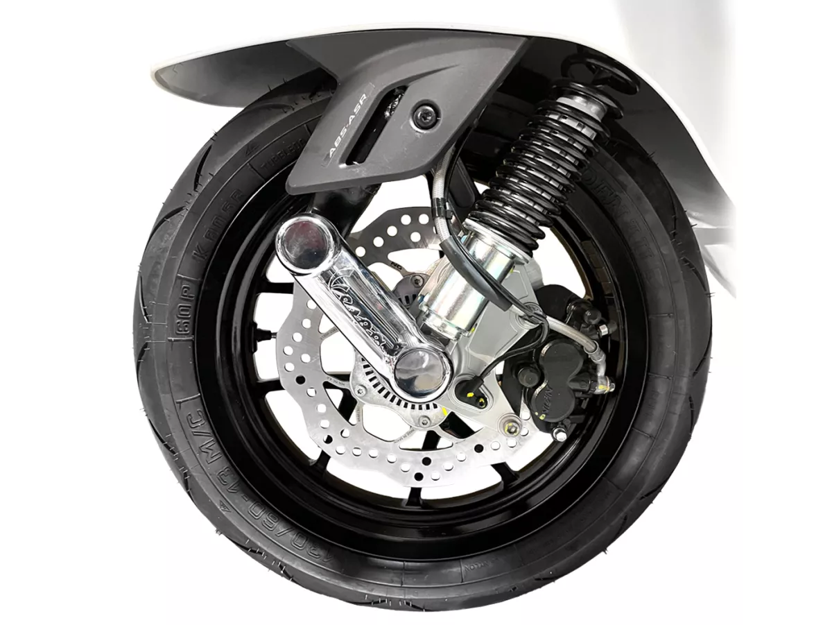Adaptador pinza de freno -BGM PRO- CNC - Disco sobredimensionado Ø 240mm - Vespa GTS con sistema de freno Nissin -Keyless a partir de 2023- para llanta de 13 pulgadas