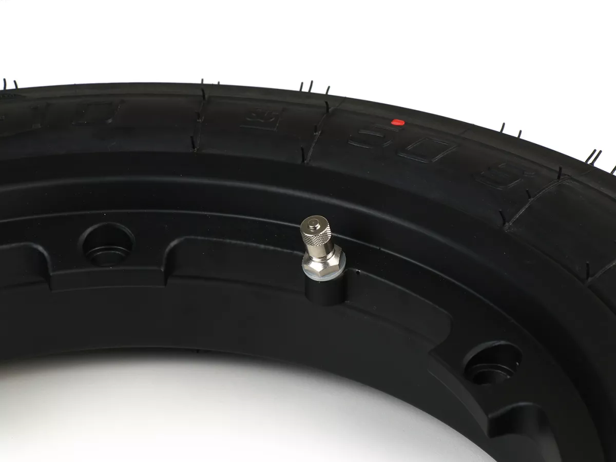 Compleet wiel (band gemonteerd op velg, rijklaar) -BGM Sport, tubeless, Vespa Smallframe V50, PK, Primavera, ET3- 3.00 - 10 inch TL 50S (versterkt) - velg 2.10-10 - zwart