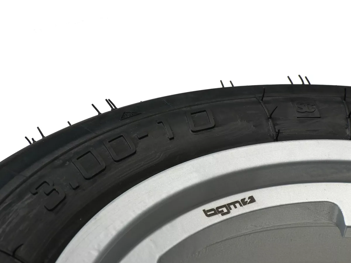 Compleet wiel (rijklaar gemonteerde band op velg) -BGM Sport, tubeless, Vespa Smallframe V50, PK, Primavera, ET3- 3.00 - 10 inch TL 50S (versterkt) - velg 2.10-10 - zilver