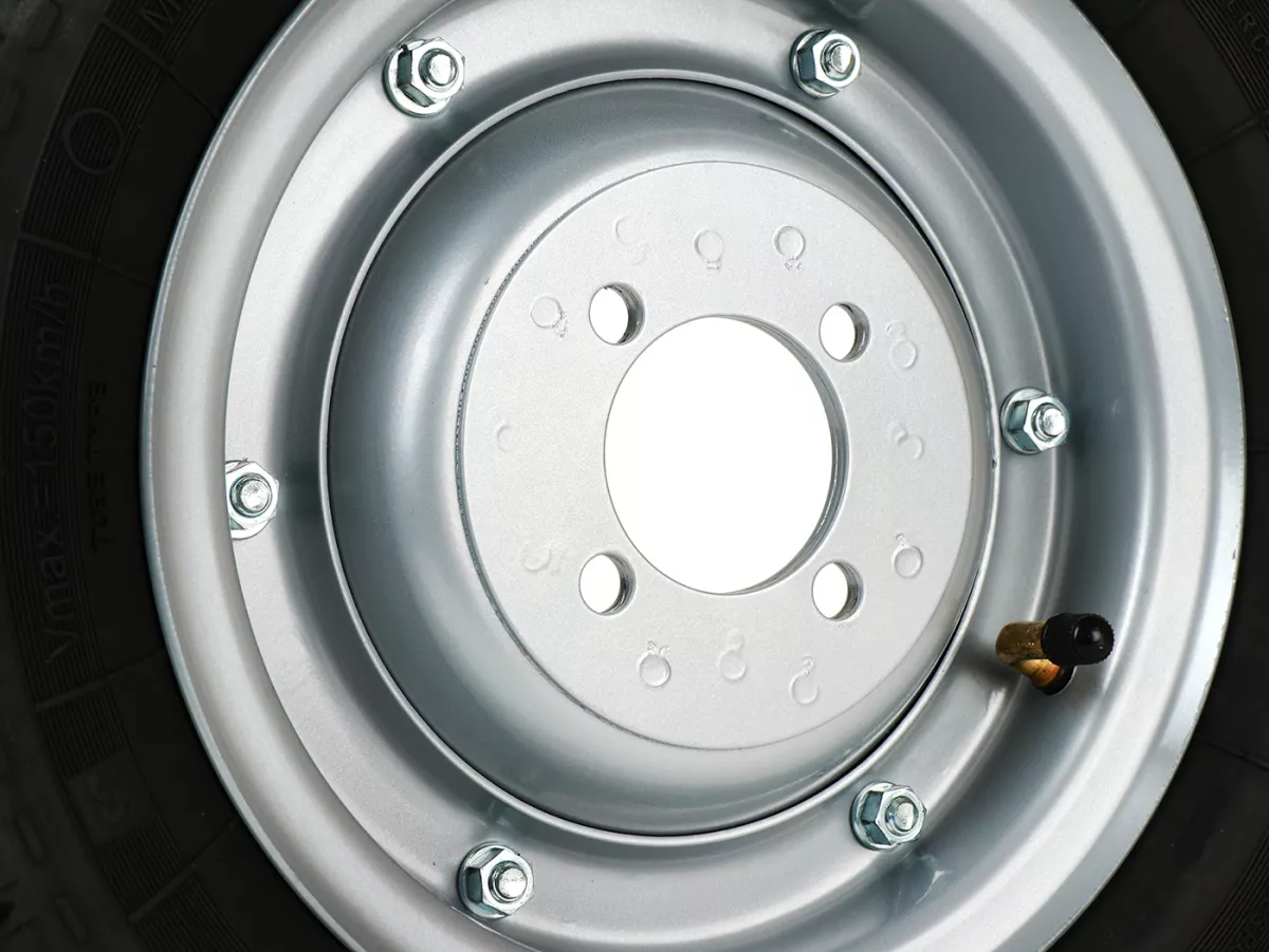 Roda lengkap -BGM Classic, Vespa Largeframe, Wideframe, V1-15, V30-33, VU, VM, VN, VNA, VNB, VB, VBA, VBB, Hoffmann, ACMA, - 3,50 - 8 inci (4PR) TT 46P 150 km/jam (bertulang) - Pelek baja, dicat 2,15 - 8 - Abu-abu