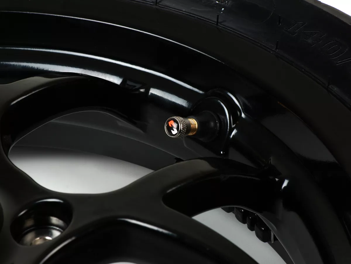 Complete wheel -BGM PRO SPORT 13 inch- DUNLOP ScootSmart 130/60-13 - Vespa GTS, GTS Super, GTV, Sei Giorni, GT 60, GT, GT L 125-310ccm - glossy black