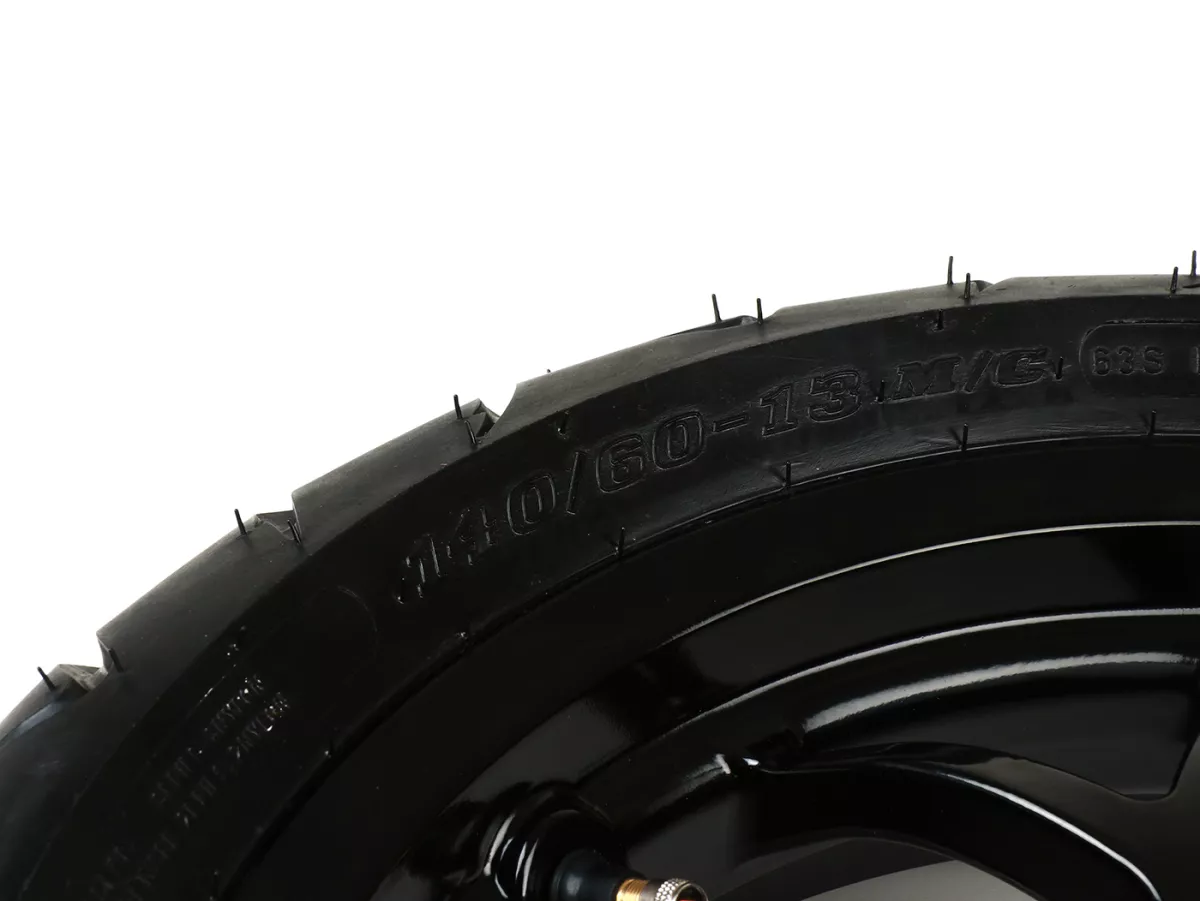 Roda lengkap -BGM PRO SPORT 13 inci- DUNLOP ScootSmart 140/60-13 - Vespa GTS, GTS Super, GTV, Sei Giorni, GT 60, GT, GT L 125-310cc - hitam mengkilap