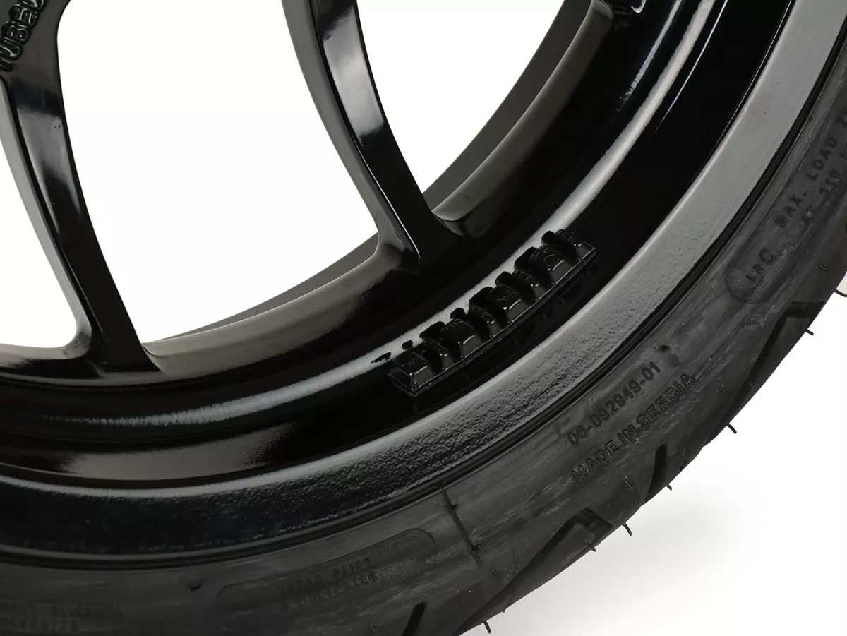 Komplett hjulsats (fram+bak inkl. monteringssats) -BGM PRO SPORT 13 tum- MICHELIN City Grip 2 130+140/60-13 - Vespa GTS, GTS Super, GTV, Sei Giorni, GT 60, GT, GT L 125-310ccm - blank svart