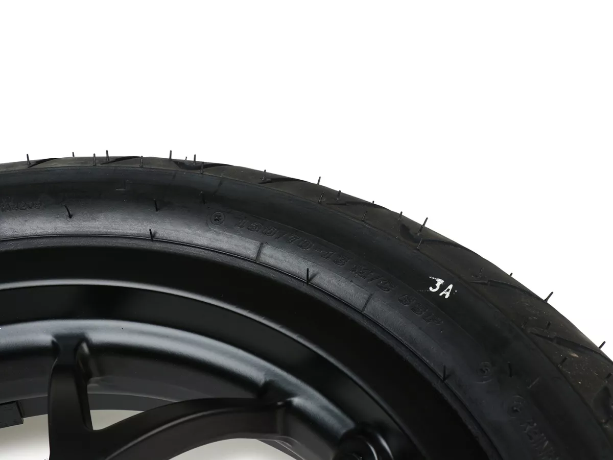 Komplett bakhjul -BGM PRO SPORT 13 tum- DUNLOP ScootSmart 2 130/70-13 - Vespa GTS, GTS Super, GTV, Sei Giorni, GT 60, GT, GT L 125-310cc - svart matt
