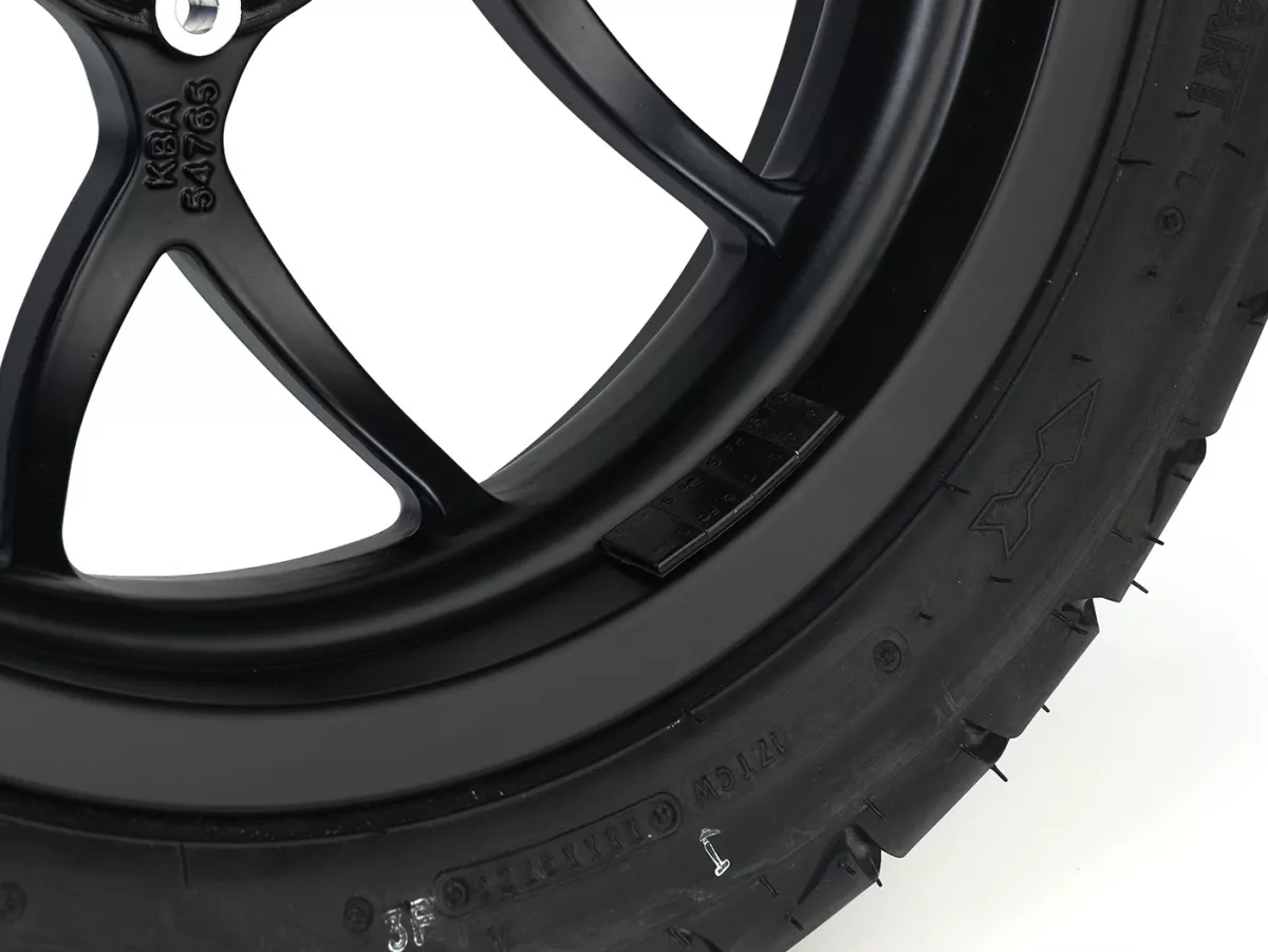 Complete wielset (voor+achter incl. montageset) -BGM PRO SPORT 13 inch- DUNLOP ScootSmart 120/70-13 + 130/70-13 - Vespa GTS, GTS Super, GTV, Sei Giorni, GT 60, GT, GT L 125-310cc - mat zwart