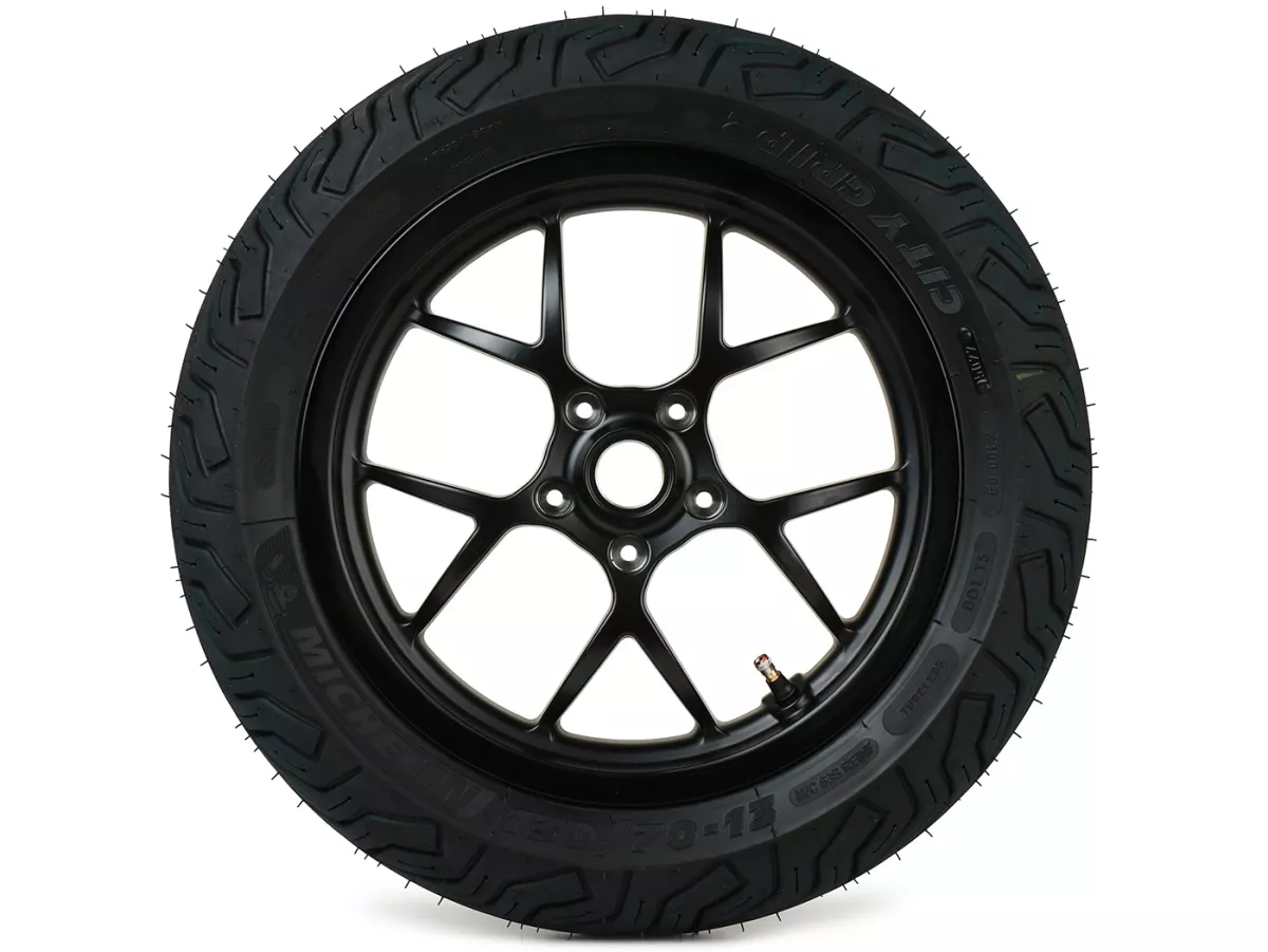 Complete wielset (voor+achter incl. montageset) -BGM PRO SPORT 13 inch- MICHELIN City Grip 2 120/70-13 + 130/70-13 - Vespa GTS, GTS Super, GTV, Sei Giorni, GT 60, GT, GT L 125-310cc - mat zwart