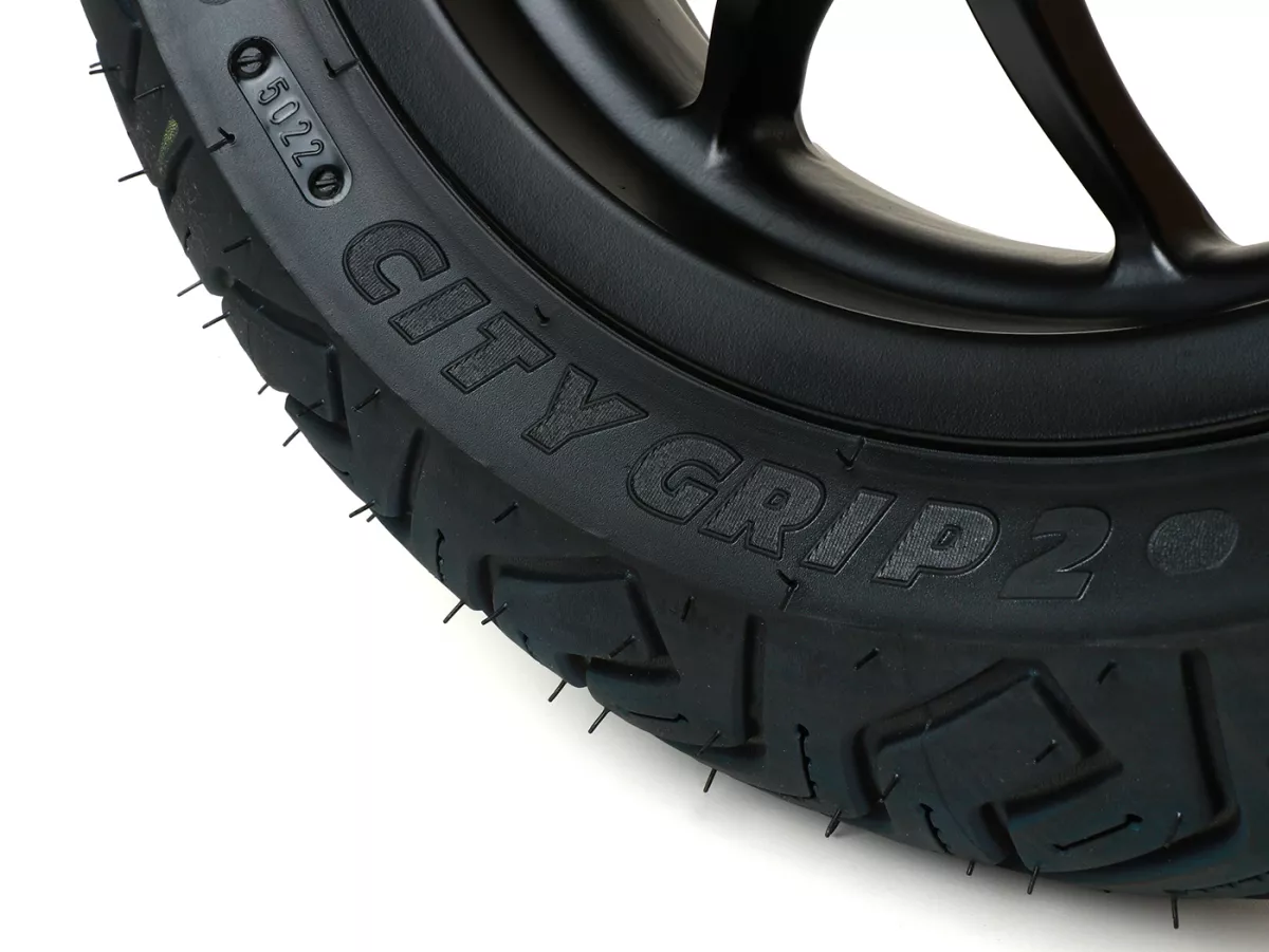 Complete wielset (voor+achter incl. montageset) -BGM PRO SPORT 13 inch- MICHELIN City Grip 2 120/70-13 + 130/70-13 - Vespa GTS, GTS Super, GTV, Sei Giorni, GT 60, GT, GT L 125-310cc - mat zwart