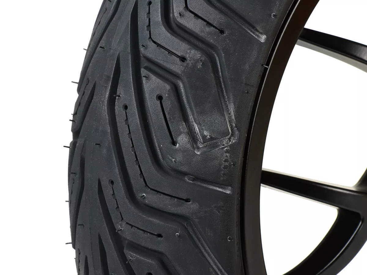 Complete wielset (voor+achter incl. montageset) -BGM PRO SPORT 13 inch- MICHELIN City Grip 2 130+140/60-13 - Vespa GTS, GTS Super, GTV, Sei Giorni, GT 60, GT, GT L 125-300ccm - mat zwart