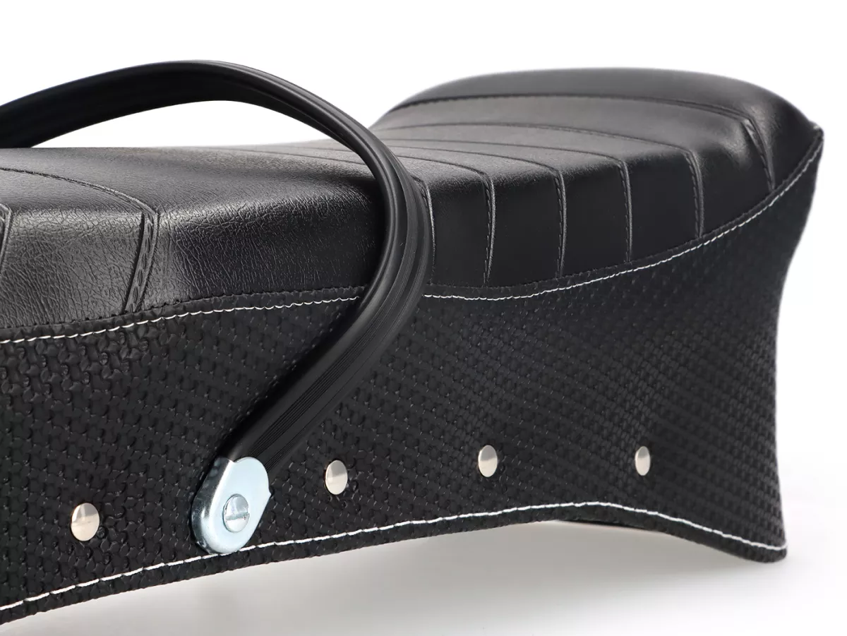 Seat -BGM PRO- Lambretta GP 200 electronic - Vintage black with white stitching