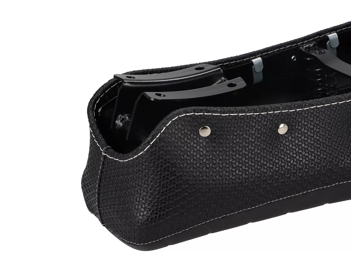 Seat -BGM PRO- Lambretta GP 200 electronic - Vintage black with white stitching